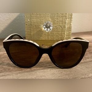 Women’s authentic CHANEL sunglasses